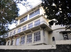 Dr Homi Bhabha's bungalow Mehrangir (Image: eprahar.in)